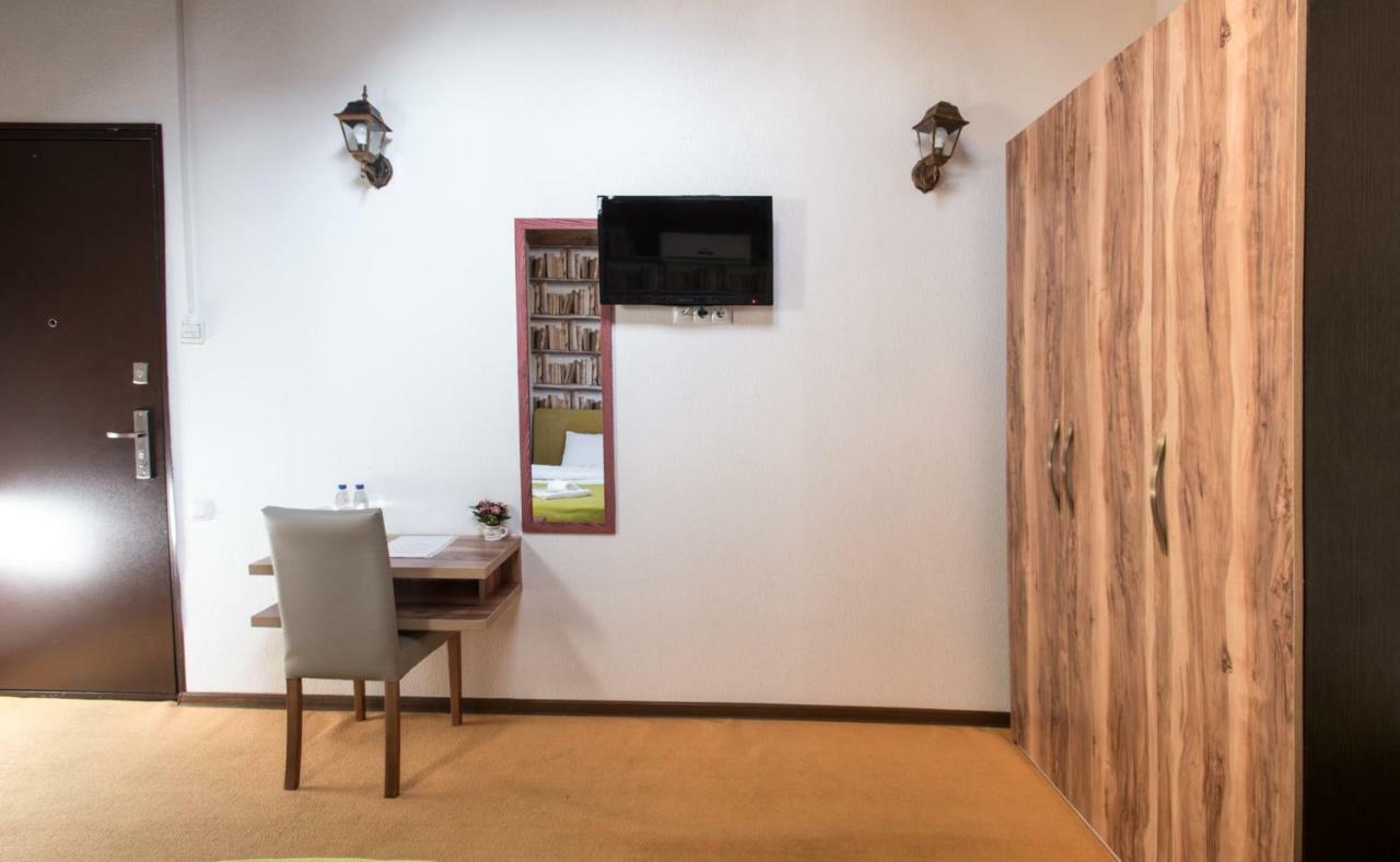 Accent Hotel Tbilisi Esterno foto