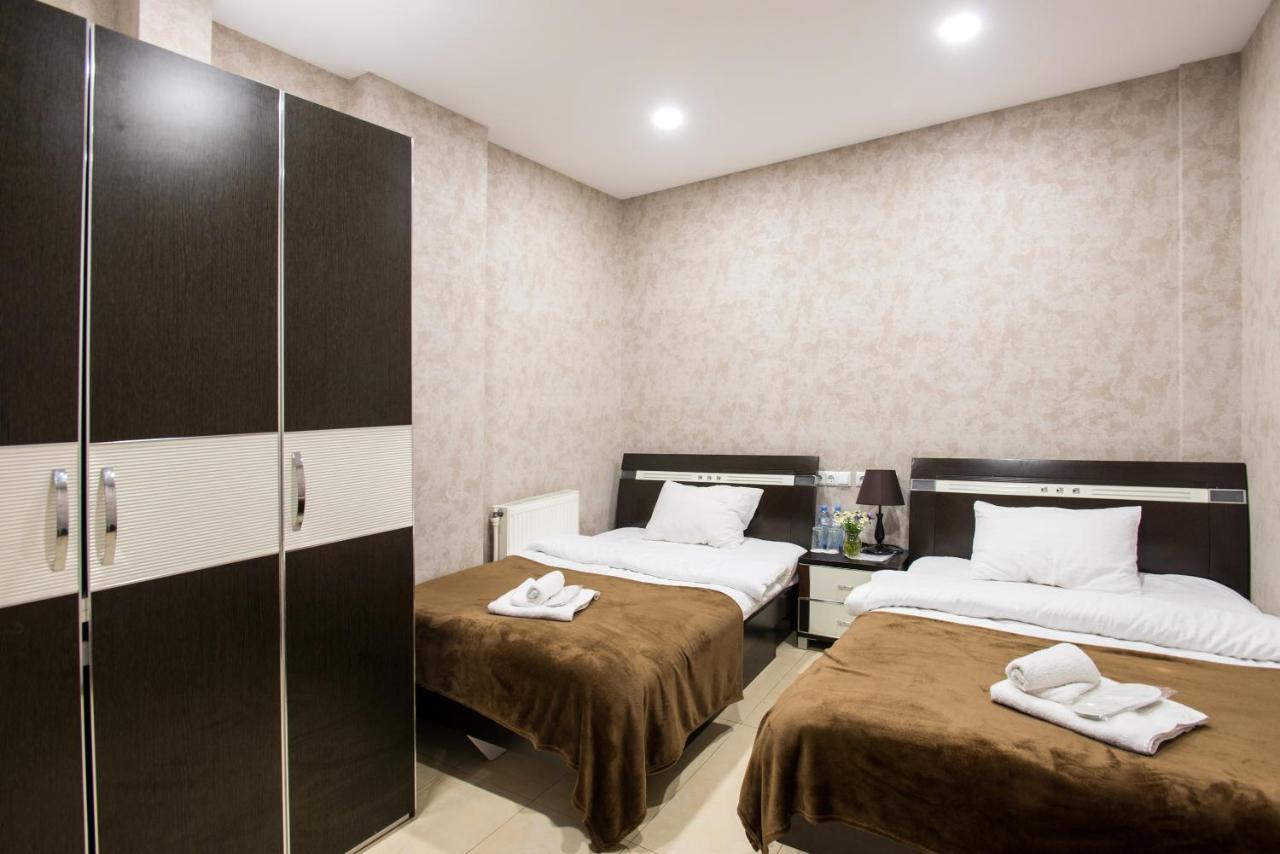 Accent Hotel Tbilisi Esterno foto
